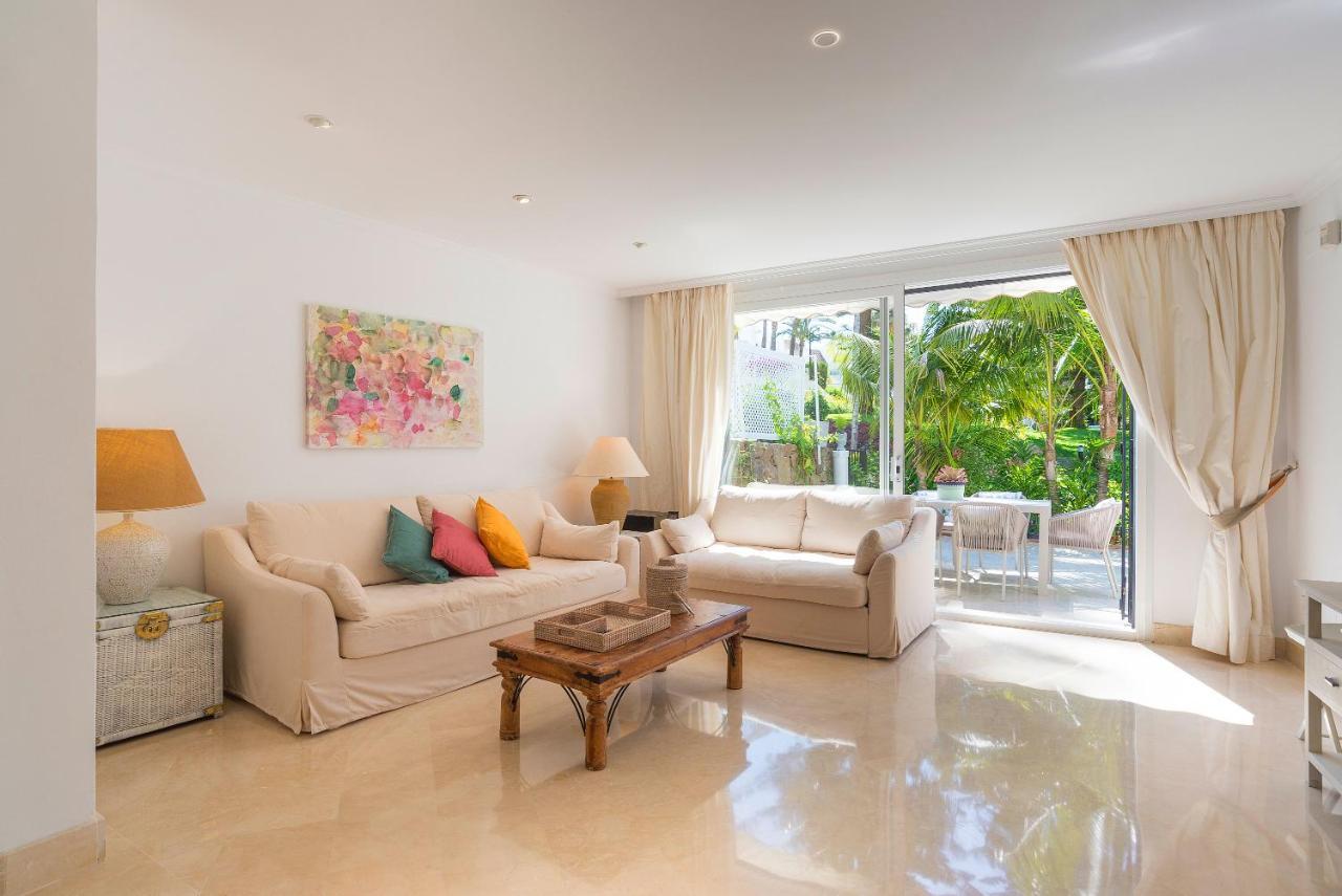 Elviria Playa White Pearl Beach Marbella Exteriör bild