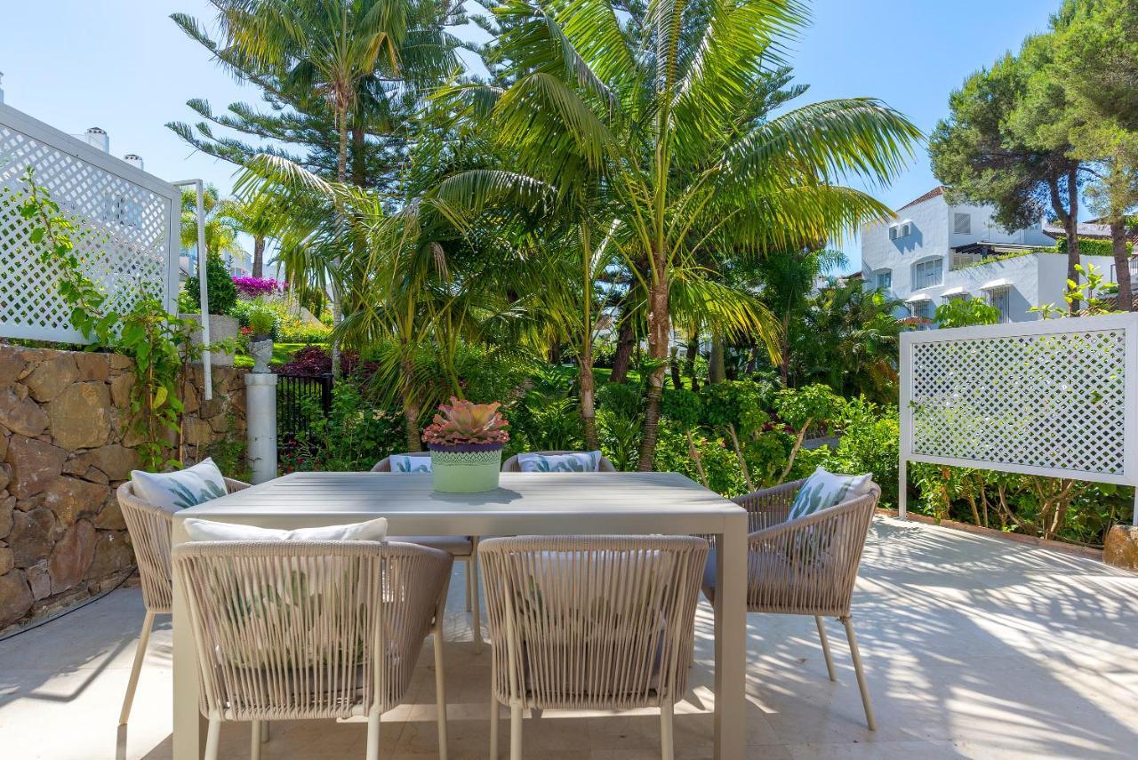 Elviria Playa White Pearl Beach Marbella Exteriör bild